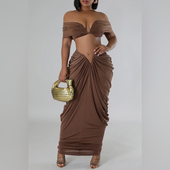 micas Tops - V-neck Ruched Top And V-shape Cut Waist Maxi‎ Skirt Set